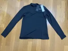 OAKLEY インナー　長袖　黒　アンダーシャツ