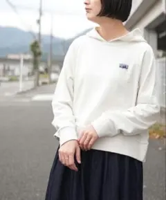 aki様専用　[Patagonia]白フード付きパーカー　XS