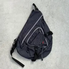 00s Y2K イーストボーイ ワンショルダーバッグ スリングバッグ ロゴ刺繍のサムネイル
