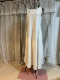 ユニクロ　白ワンピ♪