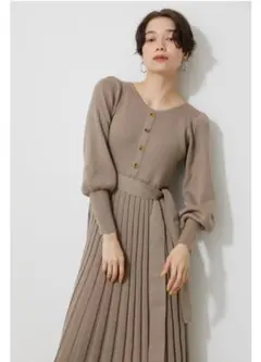 新品 春 アズールバイマウジー　プリーツニットワンピース