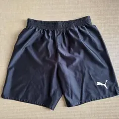 PUMA ブラック ショートパンツ M