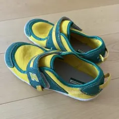 ニューバランス　水陸両用スニーカーサンダル20センチ