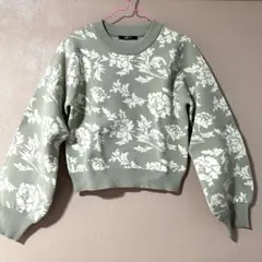 SUREVE Mサイズ 花柄 グレー 長袖ニット