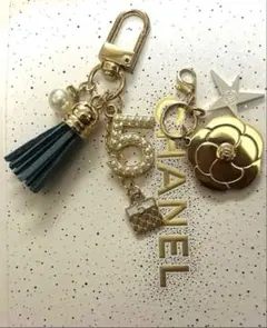 Item thumbnail for item 3dd9e48c-9c61-485c-822b-29fe69a7176b