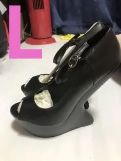 お値下げしました❤️変形ウエッジヒールパンプス　L