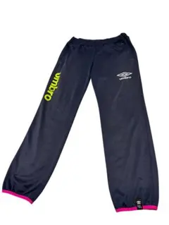 umbro ネイビー ジャージパンツ Mサイズ