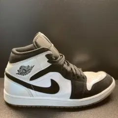 NIKE AIR JORDAN 1 スニーカー
