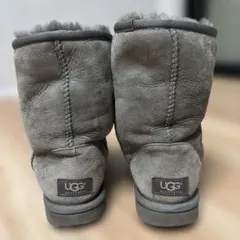 UGG Australia ムートンブーツ グレーのサムネイル