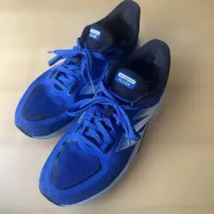 ニューバランス スニーカー