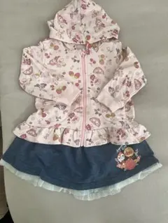 アンパンマン　フード付きトレーナーとスカート100cm