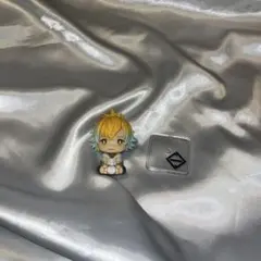 宇佐美リト にじこっと