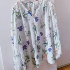 美品✨LEONARD カンカン素材 花柄 フラワー 長袖 クリーム ノーカラー