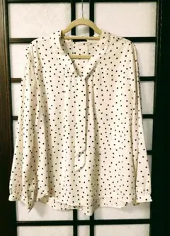 ★お値下げ 美品 ボウタイブラウス ドット柄