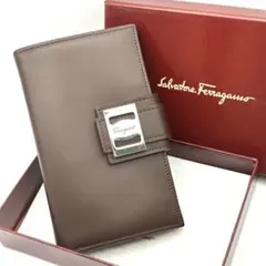 【未使用】Salvatore Ferragamo 折り財布 レザー ブラウン系のサムネイル