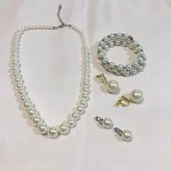 ネックレス・ブレスレット・イヤリング２点   ４点セット  未使用品