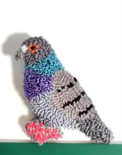 ハンドメイド パンチニードルブローチ 鳩
