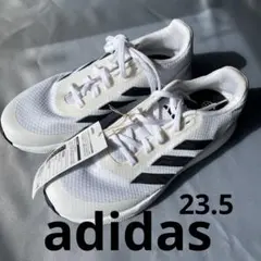 ホワイト スニーカー