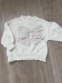 リボン付きトレーナー