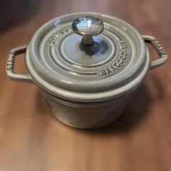 STAUB La Cocotte 20cm 両手鍋 グレー未使用 - メルカリ