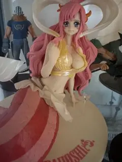 ワンピース しらほし姫 フィギュア