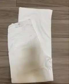 新品 H&M ウルトラハイウエスト ホワイトデニム
