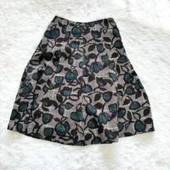 スチェッソ（SUTSESO）ウール混　Aライン　スカート　40サイズ