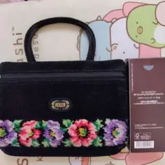 FEILER 花柄刺繍 ミニバッグ 黒とパーフェクトワンのボディソープ付き