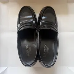HARUTAブラック ヒールローファー