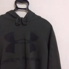 UNDER ARMOUR スウェットパーカー Mのサムネイル