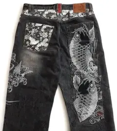 【絡繰魂】 鯉の刺繍入り 和柄 5連ポケット黒デニムジーパン〈希少・レア〉 2026年最新】魂鯉 デニムの人気アイテム - メルカリ