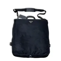 週末sale ‼️PRADA ブラック ガーメント　ハンガー付き送料込 盛夏お値下げ ‼️PRADA ブラック ナイロン ガーメント ハンガー