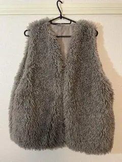 ファー素材 グレー ベスト ジレ フリーサイズ
