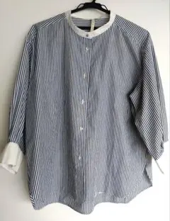 美品☆休日と詩 ストライプ柄 ノーカラー 長袖ブラウス - メルカリ