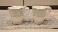 ナルミボーンチャイナ　ティーカップ