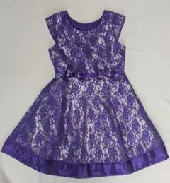 紫のレースノースリーブワンピース
