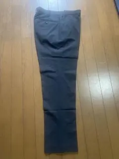 ユニクロ 感動パンツ 85