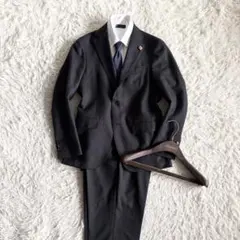 <極美品>LARDINI 新ロゴ 23年モデル ダークグレー ウールスーツ 52 LARDINI 新ロゴ 23年モデル ダークグレー ウールスーツ 52【公式通販】