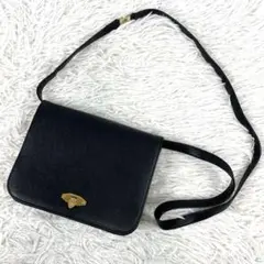 valentino garavani レザー　ショルダーバッグ クロスボディのサムネイル