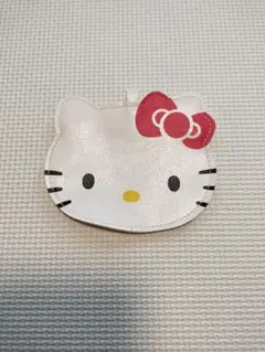 HELLO KITTY ジッパーポーチ　薄型　コインケース