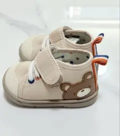 Item thumbnail for item 10a51dd6-161d-4b14-b94e-a4129da804cf