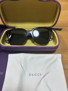 GUCCI サングラス ブラックのサムネイル