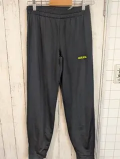 adidas 黒 ジャージ