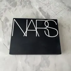 NARS ライトリフレクティングセッテングパウダー プレスト