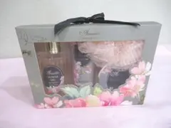 アムレート　ボディケアセット　ハンドクリーム　 シャワージェル　 バスソルト