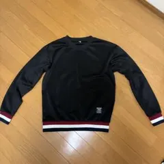 テ*ン様 ブラック 長袖 トレーナー スウェット