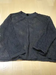 メッシュニット　黒　女性