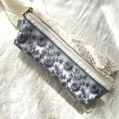 インド刺繍リボン　ポーチ　　ペンケース