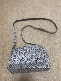 ニコアンド　ショルダーバック