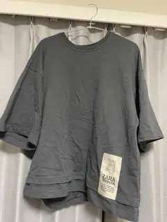 ZARA のTシャツ　チャコールグレー